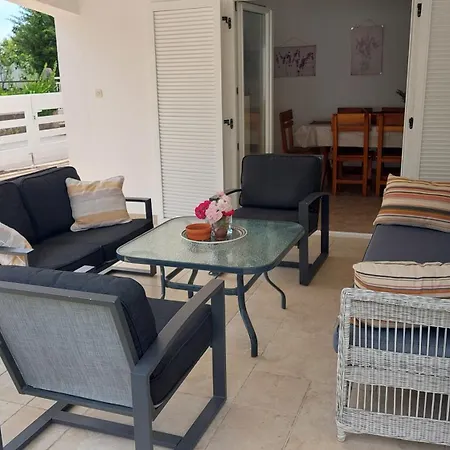 Nyaraló House Privlaka