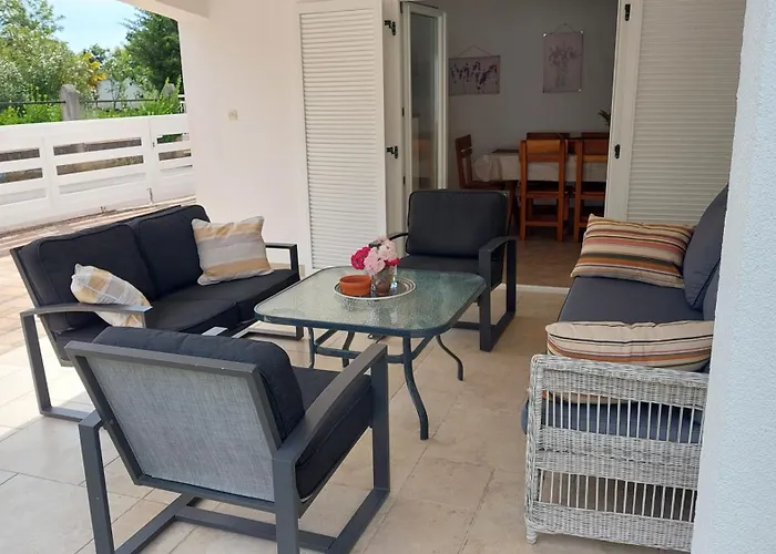 Nyaraló House Privlaka